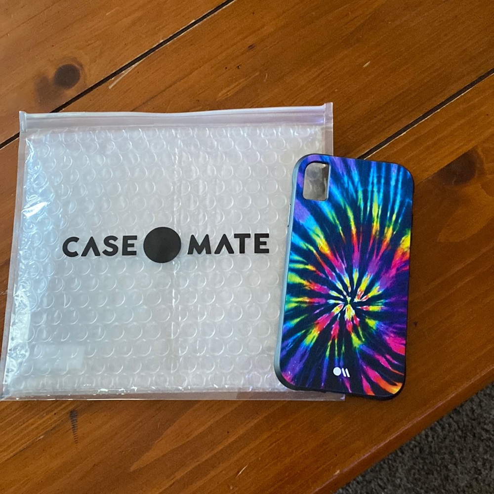 I Phone XR case and packaging